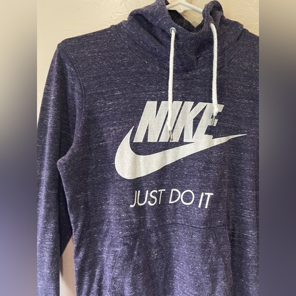 Vintage Nike Red Tag Front Logo Pullover Hoodie Sweatshirt Size Medium Purple - Picture 2 of 6